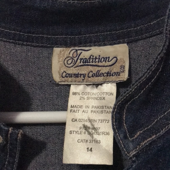 Woman’s Jean jacket size 14 - Picture 2 of 3